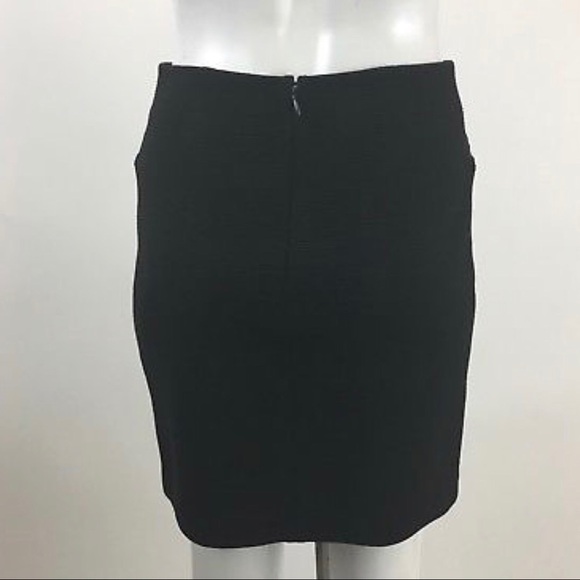 Club Monaco DARLA Knit Skirt Geometric Print - Picture 3 of 4